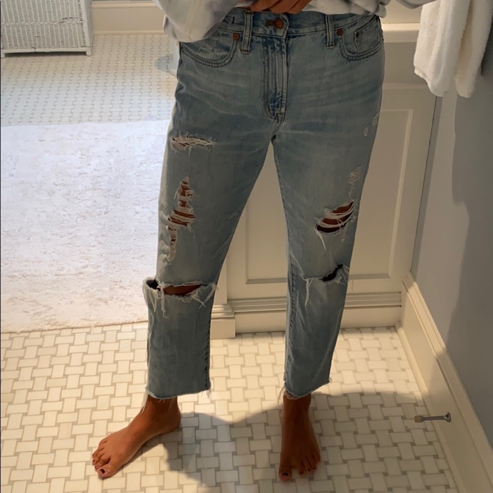 Made well ripped / frayed jeans